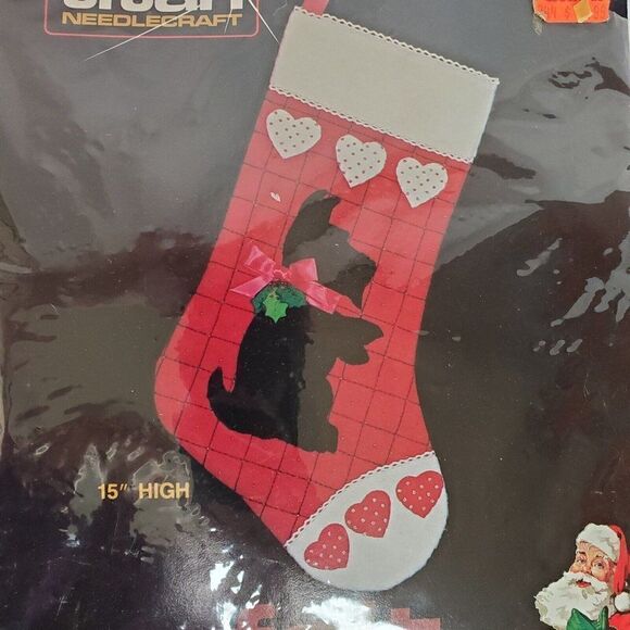 Vtg 80s Felt Stocking Kit Scottie Dog Hearts Red Black White Christmas - Picture 1 of 4